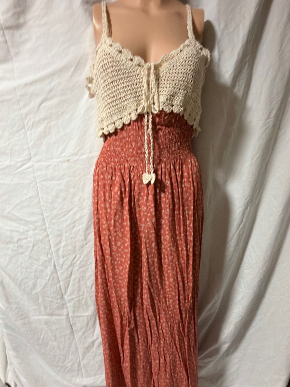 TIMING Boho Crochet Bodice Floral Smocked Maxi Dress Rust Terracotta Small